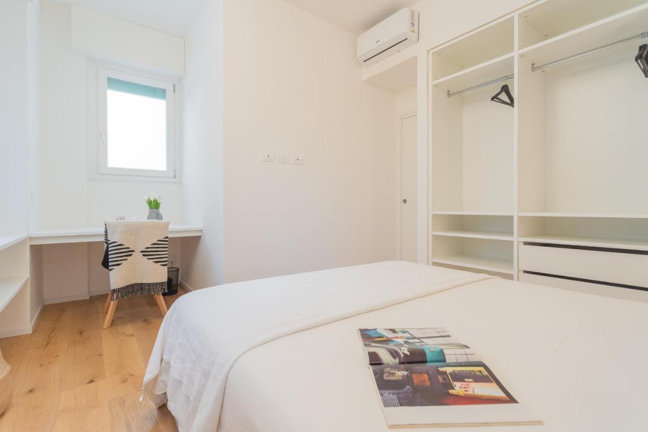 A Step From The Lake Apartment By Rent All كومو المظهر الخارجي الصورة